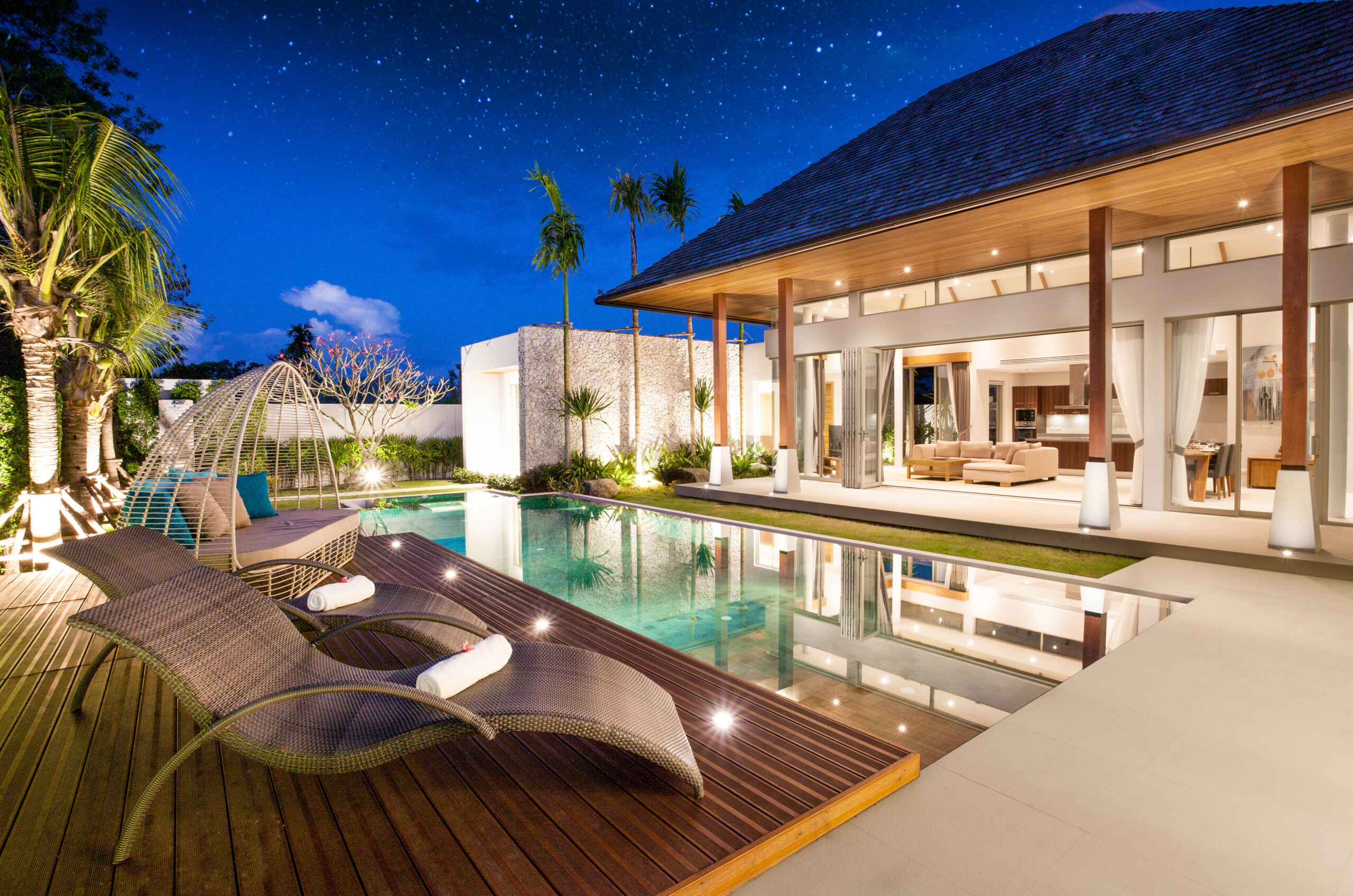 luxury-interior-and-exterior-design-pool-villa-with-livingroom